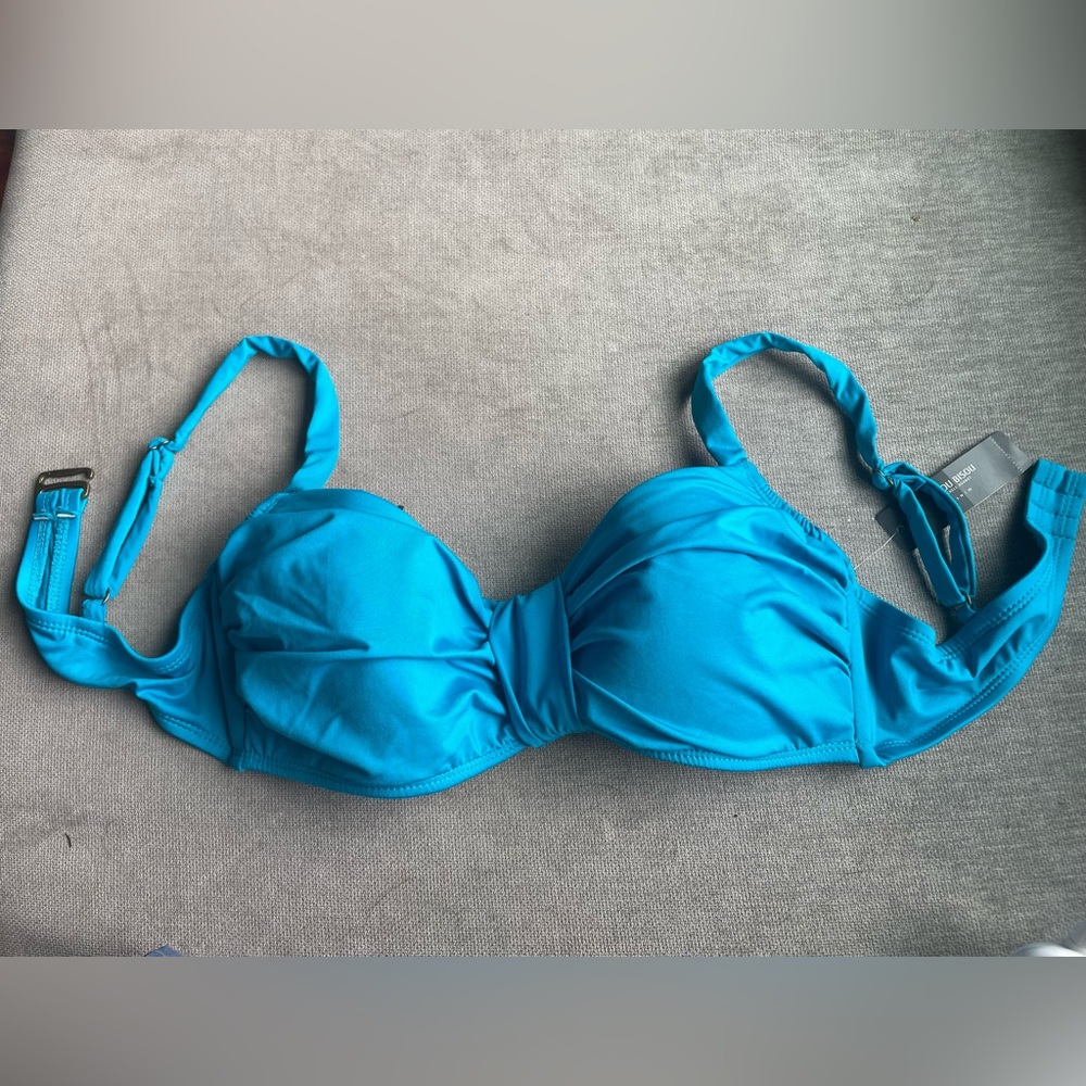 NWT Bisou Bisou Blue Swimsuit Bikini top